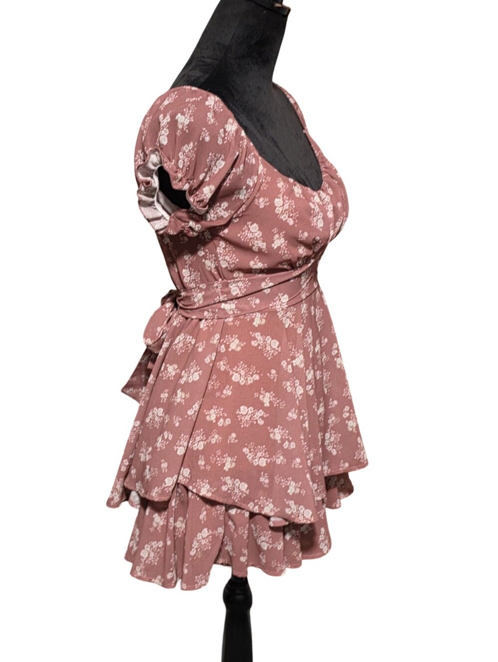 ALTAR'D STATE Romper Womens XS Mauve White Floral Puff Sleeve Milkmaid Cottage - Picture 7 of 8